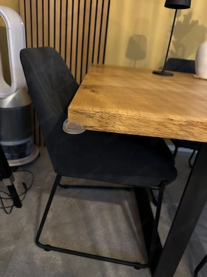 8 Stühle zu verkaufen  nur zwei benutzt Bild 2