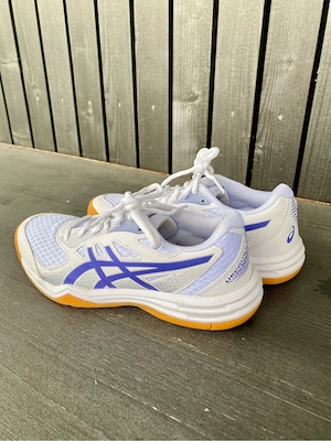 Hallenturnschuhe Asics Upcort 5, Gr 37 Bild 2