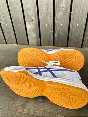 Hallenturnschuhe Asics Upcort 5, Gr 37 Bild 3