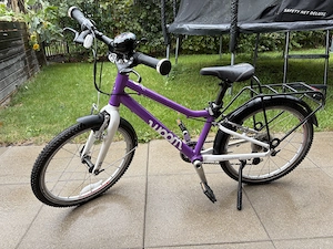 Lila Woom 4 Fahrrad   8 Gänge   mit viel Zubehör