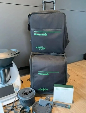 Thermomix Tm6 Vorwerk mit zubehör  Bild 3