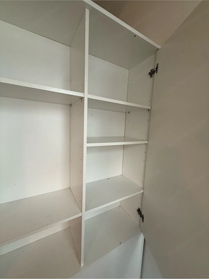begebarer Kleiderkasten Bild 4