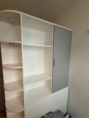 begebarer Kleiderkasten Bild 5
