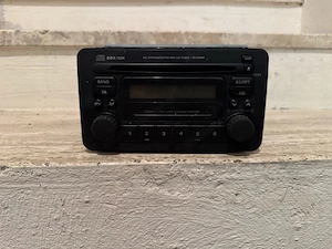 Original Suzuki Jimny FJ Clarion Radio CD   39101-76J82   Top Zustand