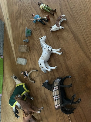 Schleich Pferdehof  Bild 3