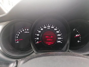 Kia Ceed Silber+ Bj. 2018 8 Fach ber.  Bild 9