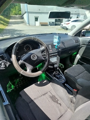 VW Golf 4  Bild 5