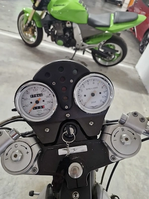 Moto Guzzi V11 Sport Naked Bild 5