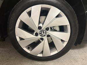 Kompletträder: VW Belmont 17" Sommerräder | Goodyear | DOT 17 26 | nur 200 km Bild 5