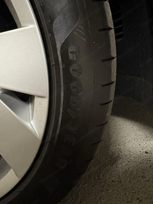Kompletträder: VW Belmont 17" Sommerräder | Goodyear | DOT 17 26 | nur 200 km Bild 6