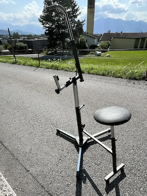  Akkordeonständer inkl. Sitz zu verkaufen     150 VB Bild 2