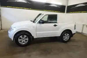 Mitsubishi Pajero Bild 14
