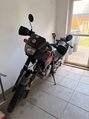 Honda Dominator 500 Bild 4