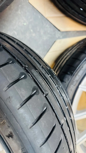 Ultra Wheels UA9 Storm Kompletträder 8,5J x 19 Zoll mit Reifen Bild 10