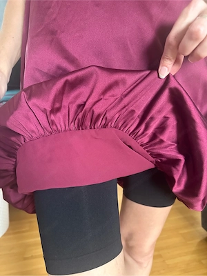 Elegant LILY Cocktailkleid   Ballonkleid in Bordeaux-Rot (Gr. 38) mit Rosen-Applikation Bild 2