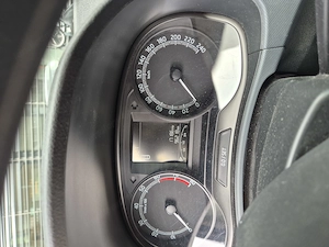 Skoda Fabia Kombi AHK Bild 6