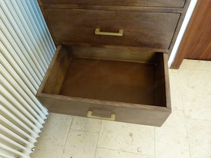 Kommode Mangoholz massiv, 5 Laden, Gold-Gestell, 110 cm Bild 3