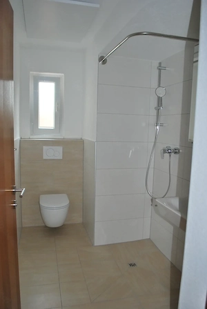 1 einhalb Zimmer Wohnung zu vermieten Bild 3