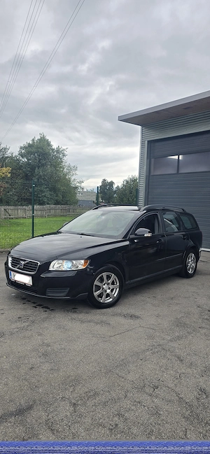 Volvo V50 1.6 D Super Zustand Bild 5