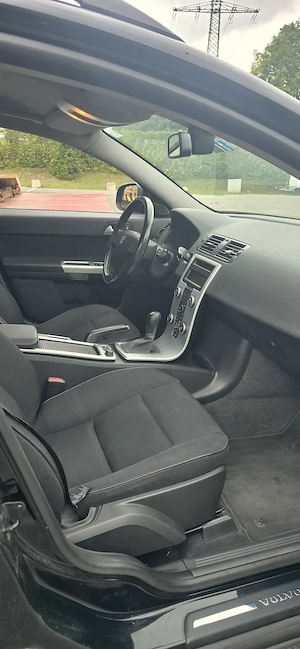 Volvo V50 1.6 D Super Zustand Bild 9