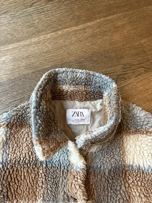 Teddy Plüsch Jacke ZARA in GR 152cm Bild 3