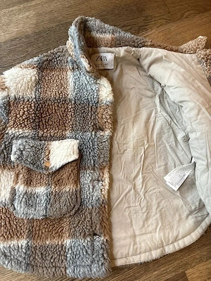Teddy Plüsch Jacke ZARA in GR 152cm Bild 4