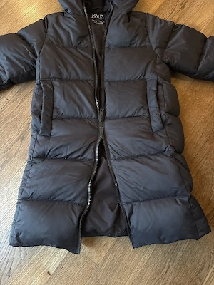 Wintermantel lang in schwarz ZARA GR. 140cm Bild 2