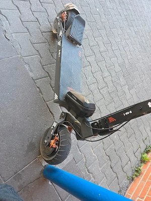 Verkaufe Kukirin G4 und Verschleisteile dazu Bild 4