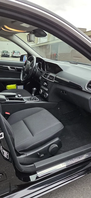 Mercedes Benz C 200 CDI nur 52.000 km Bild 5