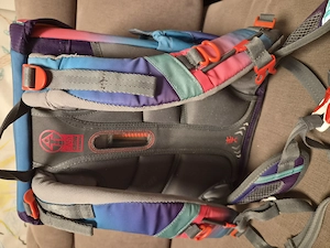 Schultasche zu verschenken Bild 2