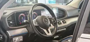 Mercedes-Benz E 300 Bild 12