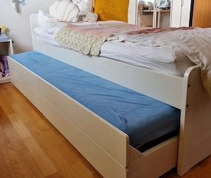 Verkaufe ein IKEA Bett Bild 3