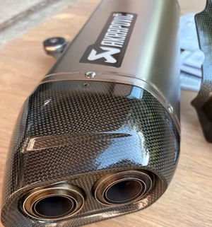 Akrapovic Auspuff BMW R 1250 GS und Adventure Bild 5