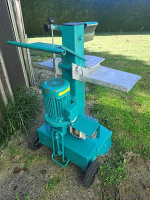 Holzspalter Geba 7to mit Fußbedienung Bild 2