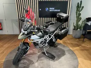 Triumph Tiger 900 Rally Pro Neuzustand Bild 4