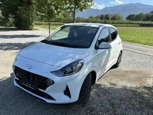 Hyundai i10 Atlasweiß  Bild 2