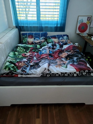 Weißes Bett mit Lattenrost Bild 2
