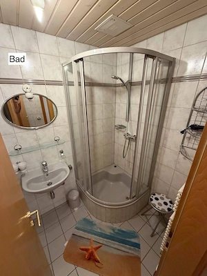 Gepflegte 2,5-Zimmer-Wohnung mit großem Balkon und Bergblick zu vermieten Bild 4