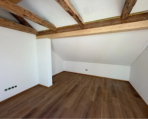 Feldkirch - Nofels Dachgeschosswohnung für Erstbezug Bild 8