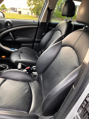 Mini Cooper D Countryman ALL4 Bild 4