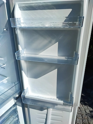 Kühl-Gefrierkombination ok. Bild 4