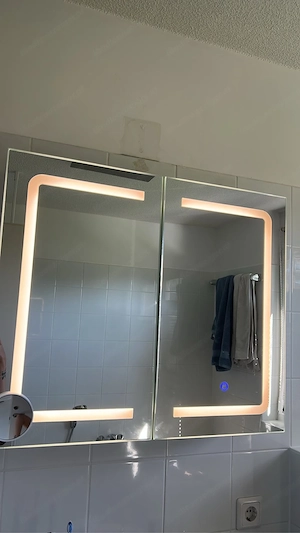 LED- Badspiegel Bild 3