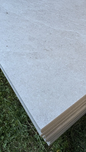 Feinsteinzeug-Terrassenplatten 60x60x2 cm   beige grau   sehr guter Zustand Bild 3