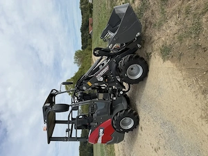Radlader FARMER 906 Bild 10