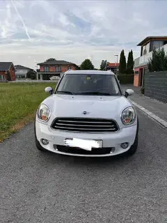 Mini Cooper D Countryman ALL4 Bild 5