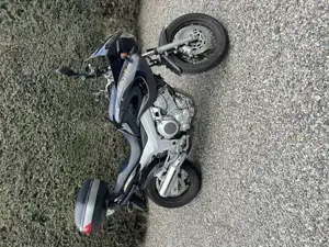 Motorrad Yamaha TDM 850A Bild 2