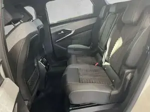 Peugeot 5008 Bild 7