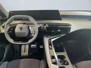 Peugeot 5008 Bild 8