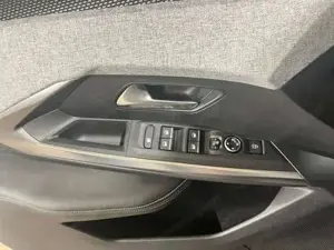 Peugeot 5008 Bild 12