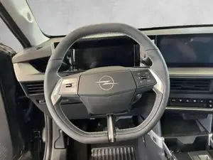 Opel Frontera Bild 9